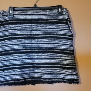 LOFT Black and White Textured Pencil Skirt